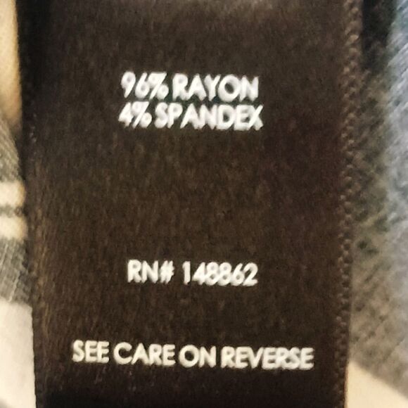 NWOT TORRID Plus Size Striped Floral Challis Culotte Summer Jumpsuit. - Picture 11 of 14